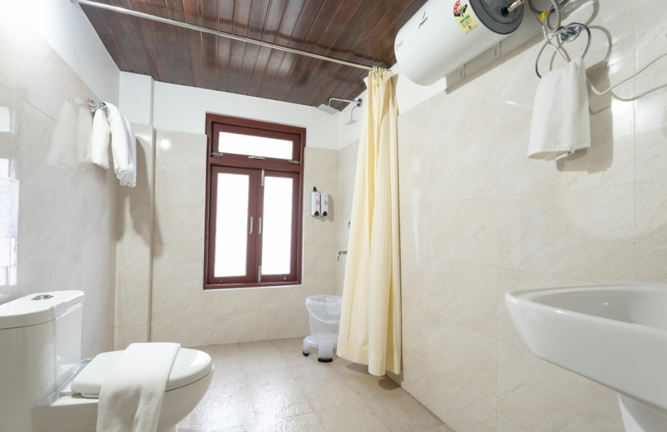 Summit Sherpa Mountain Hotel & Spa