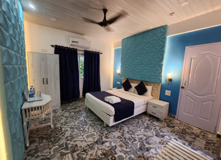 Paradise Village Beach Resort