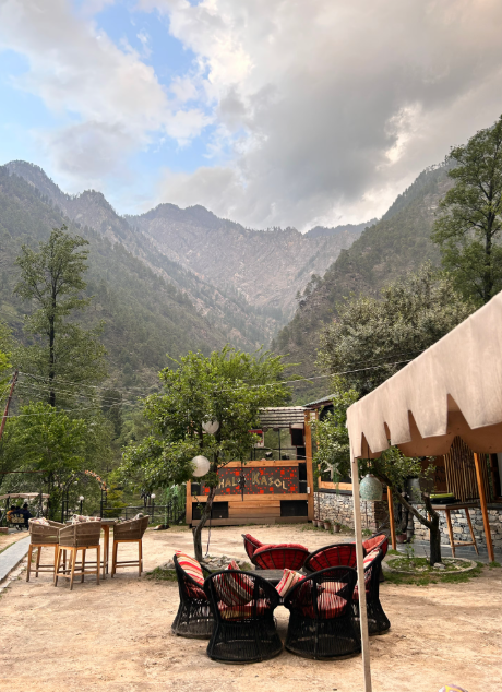 Chalo Kasol | Riverside Cottage & Tents