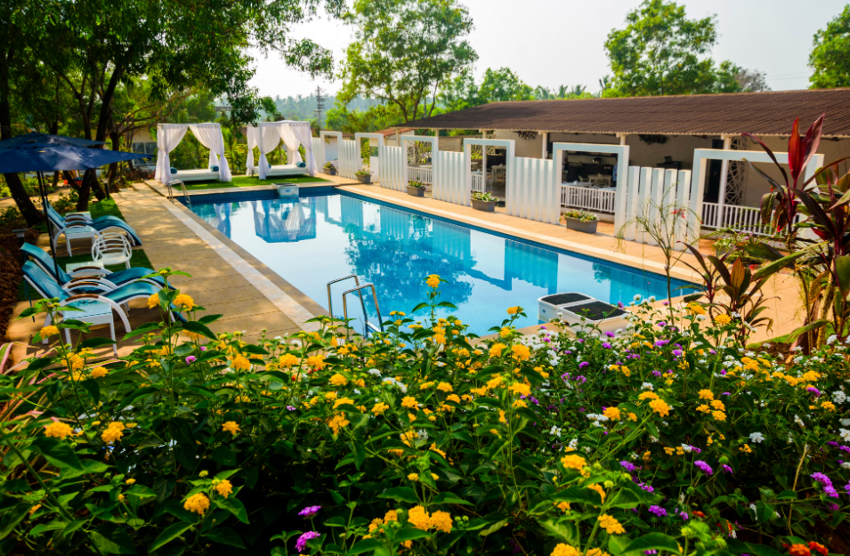 White Wood Resort by Stone Wood Hotel