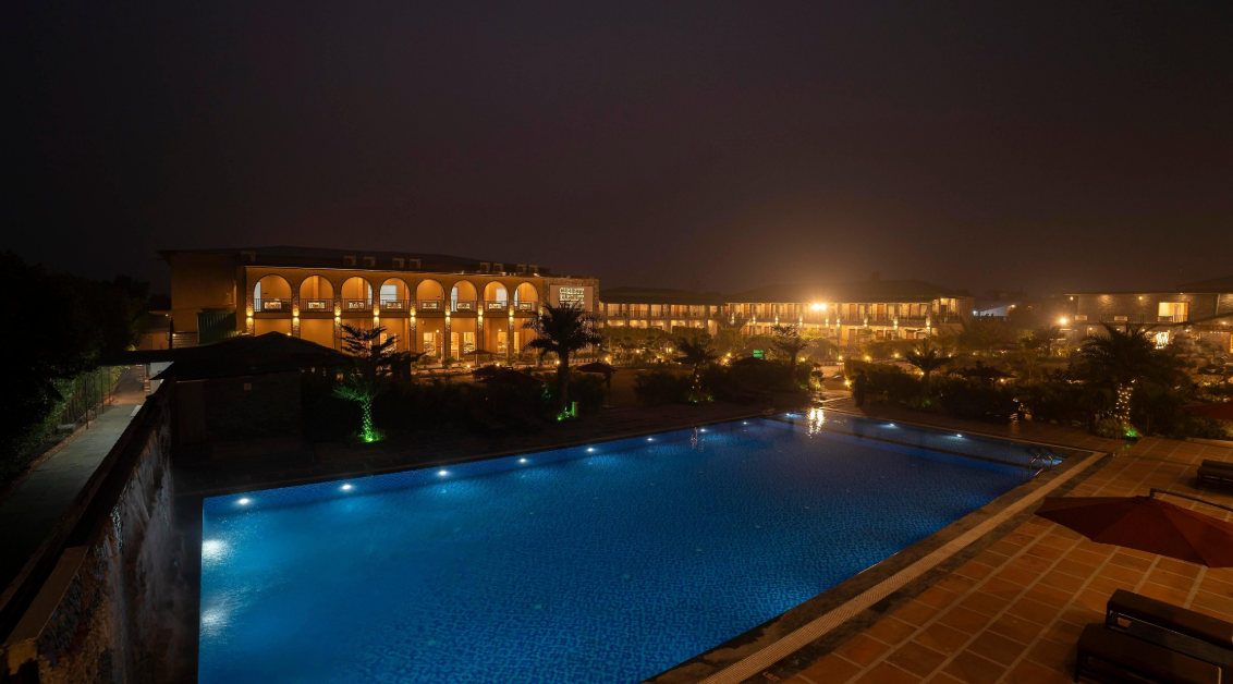 Corbett Elegant Retreat