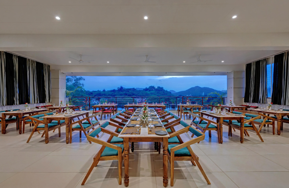 Hotel Apricot One Udaipur -Near Fateh Sagar Lake