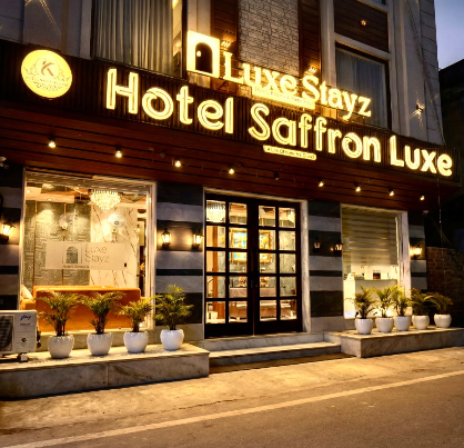 Luxe Stayz Saffron Luxe