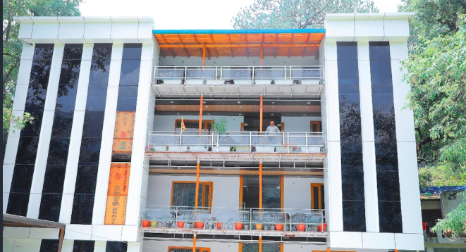 Hotel Olive Lake View By Royal Stay Hotels