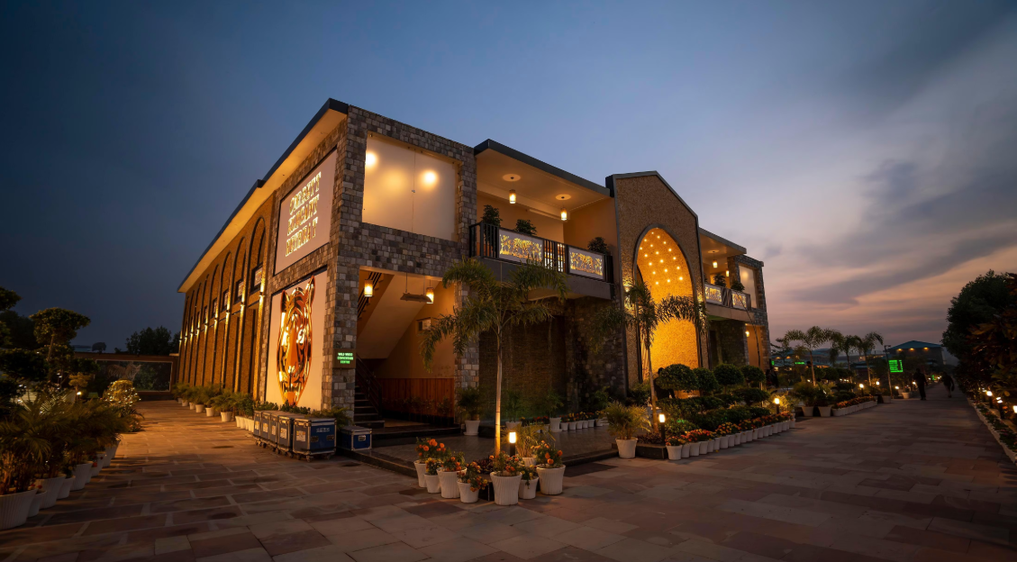 Corbett Elegant Retreat